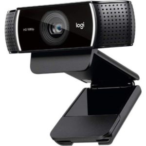 CallMECarsonLIVE uses the logitech c922 webcam