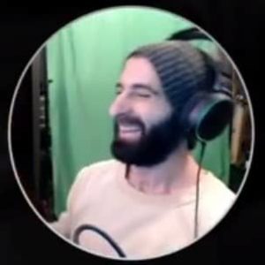 StrongLegs twitch streamer