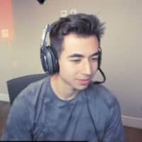 Attach twitch streamer