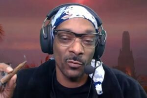 Snoop Dogg Has Rage Moment In Twitch Stream