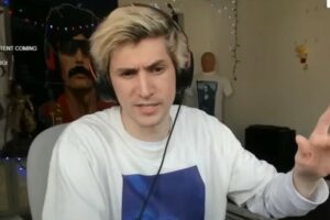 xQc Talks About Hasan Getting Special Treatment From Twitch